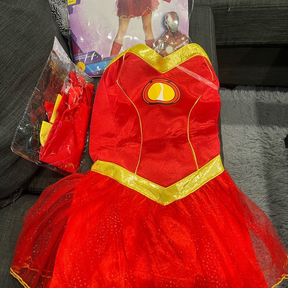 Marvel Rescue costume - Picture 2 of 2